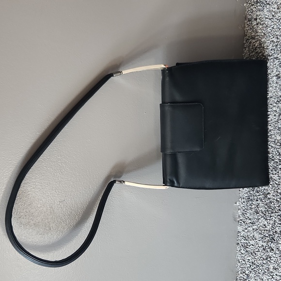 Esprit Handbags - Espirit Magnetic Closure Shoulder Bag Purse